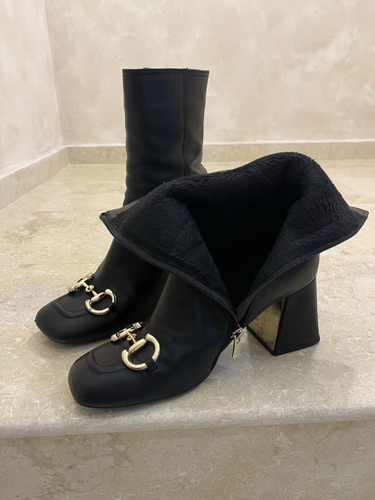 Боти на ток