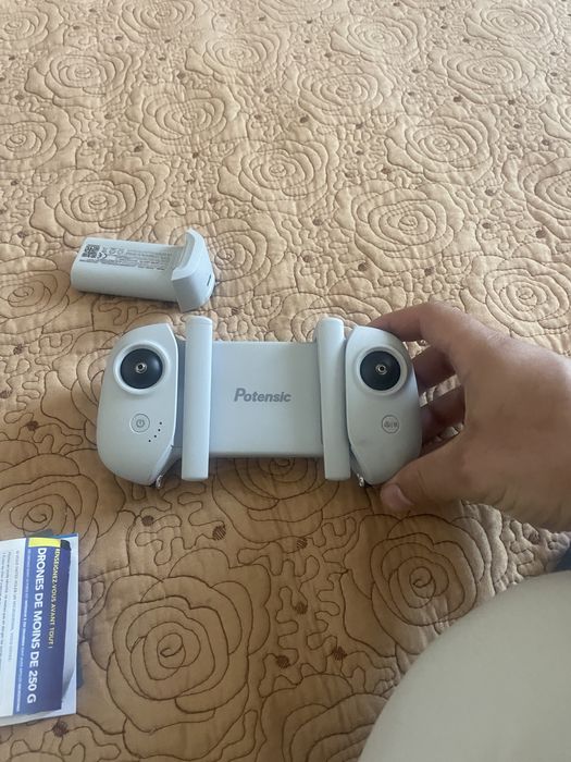 Vand drona potensic atom se