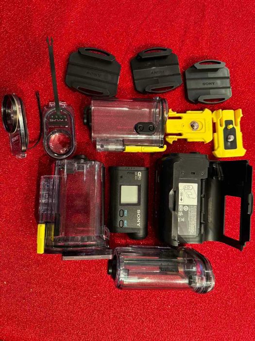 Екшън камера SONY HDR-AS15