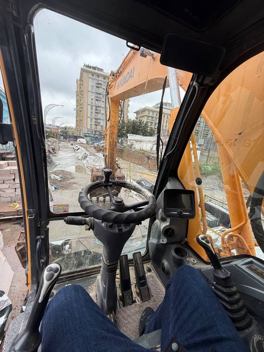 Продается экскаватор Hyundai 210/2013 года
