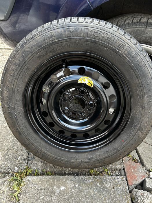 Janta aliaj + cauciuc michelin r15