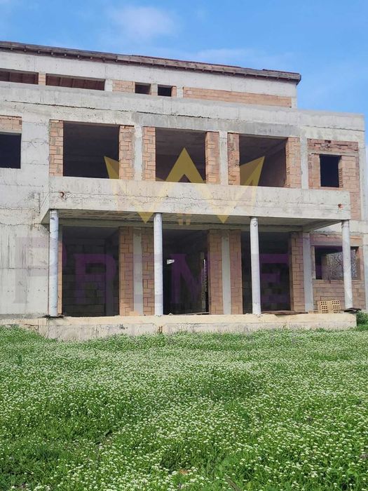 Продава се Къща в с. Юнец, Област Варна - 400 кв.м за 325 €/кв.м - Снимка #4