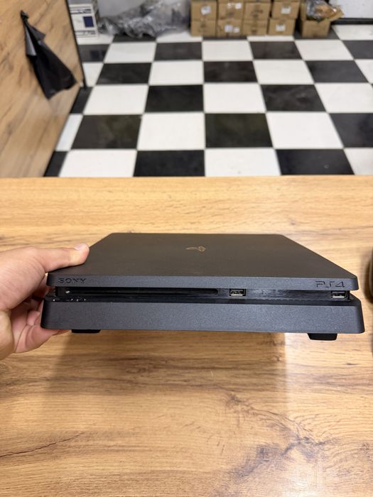 playstation 4 1tb sotiladi