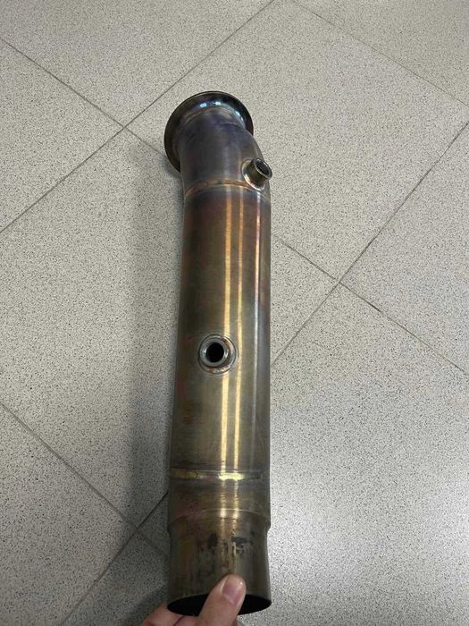 Даунпайп/Downpipe  за BMW F10, F11 535i, 535ix N55