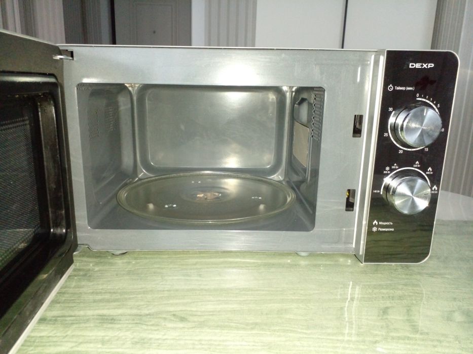 Микроволновка в отличном состоянии