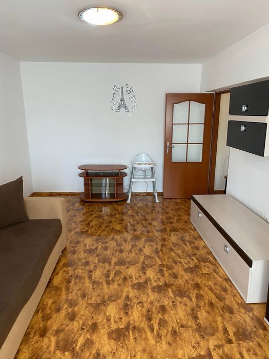 Apartament de închiriat
