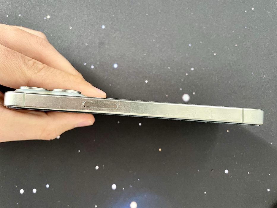 iPhone 15 Pro 128GB Nat. Titanium - 91% Sanatate baterie