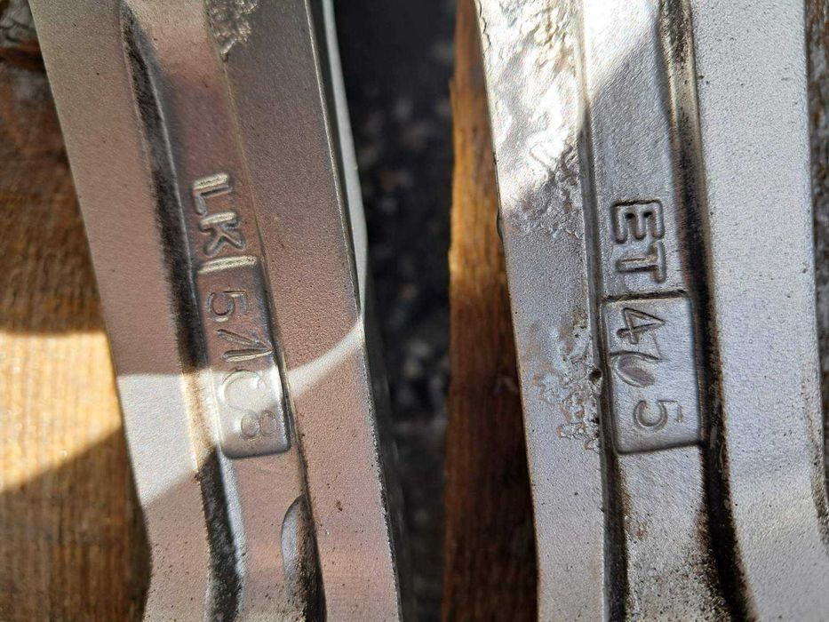 16 джанти 5-108 за форд.рено.волво и др.