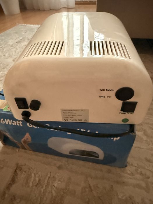 UV-лампа для сушки гель лака