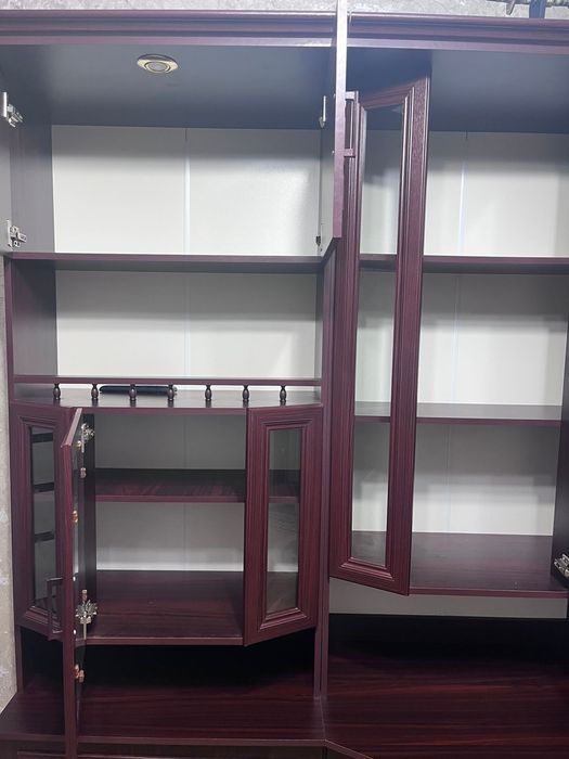 Стенка зальная в идеальном