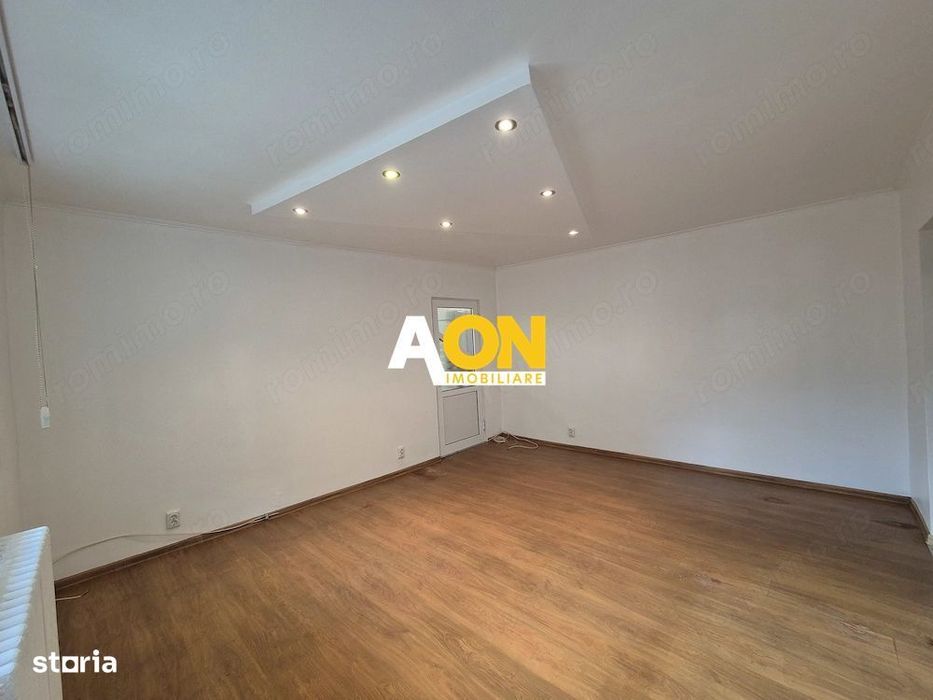 Apartament 2 camere parter inalt, Cetate — fotografia 1