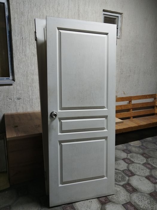 Двери меж комнатные