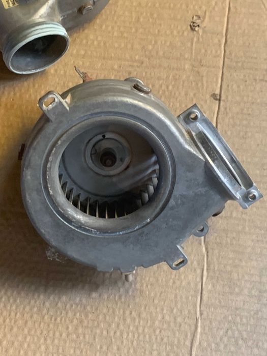 Ventilator centrala termica