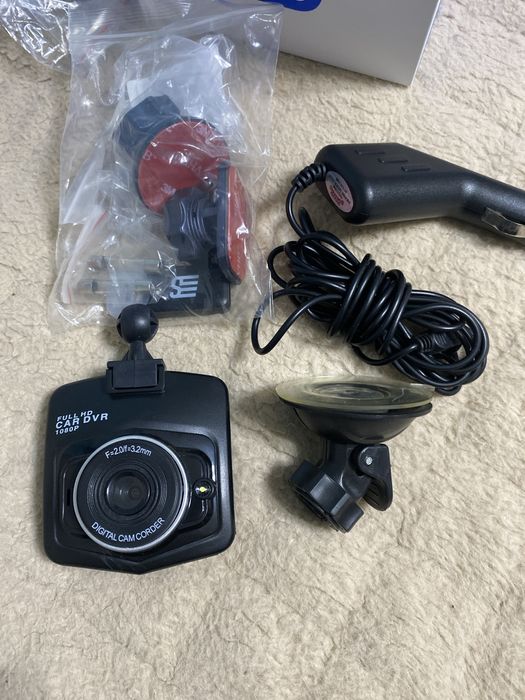 Продам видео регистратор новый