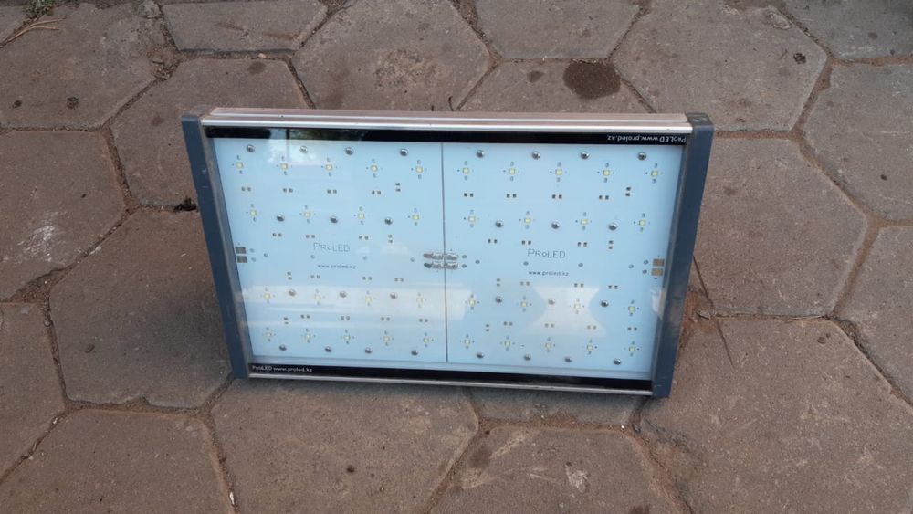 промышленный фонарь