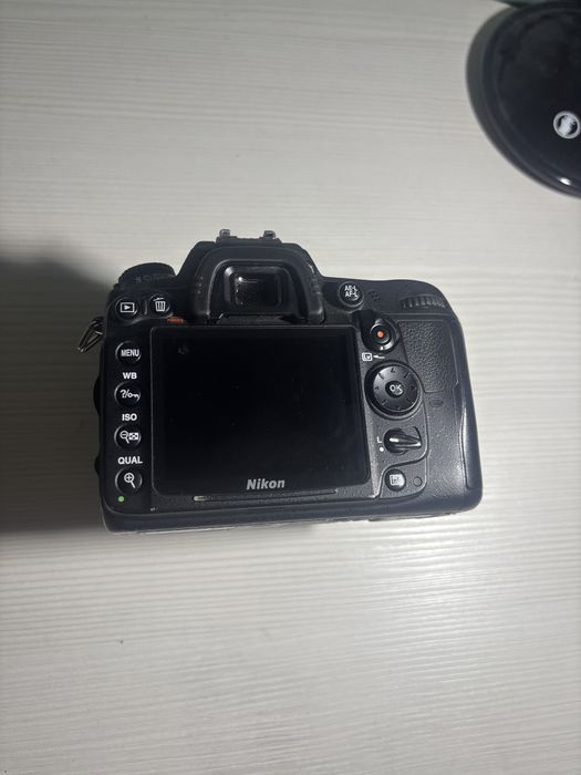Фотоаппарат Nikon D7000 срочно