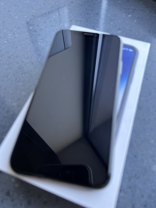 iPhone X в отличном состоянии