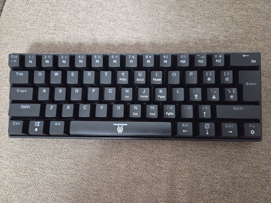 Tastatură mecanică gaming A +TGSK76, iluminare RGB (Nouă, nefolosită)