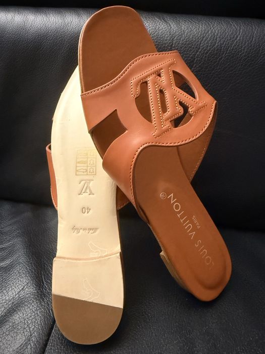 Papuci Louis Vuitton