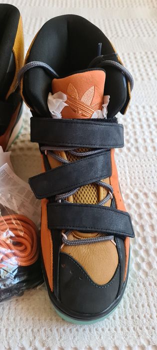 Vand pantofi ghete sport Adidas Vadawam 326 Kid Cudi, marime 42 2/3