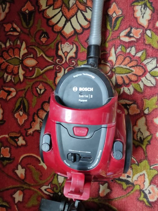 Продам Немецкий пылесос Bosch