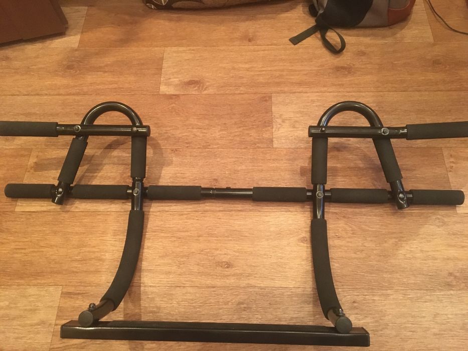 Дверной турник Torneo