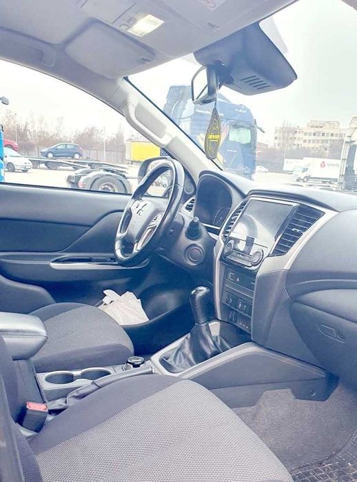 Mitsubishi L200 2.4 Euro 6 (2019) – Двигател, врати, хардтоп, на части