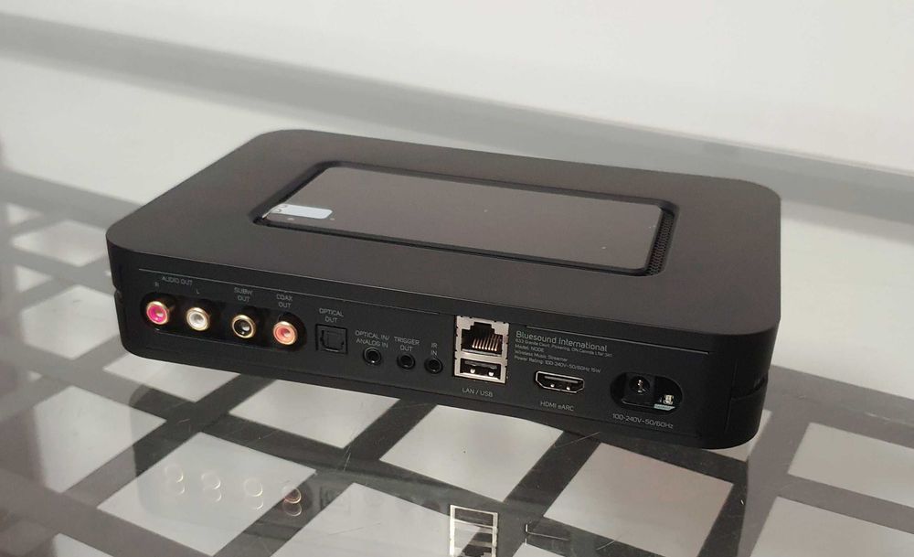 Streamer High-Res Bluesound NODE (N130) + Upgrade Alimentare Liniară PD Creative LPSU Interface