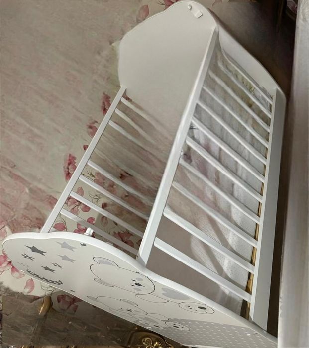 Детская кровать с матрасом