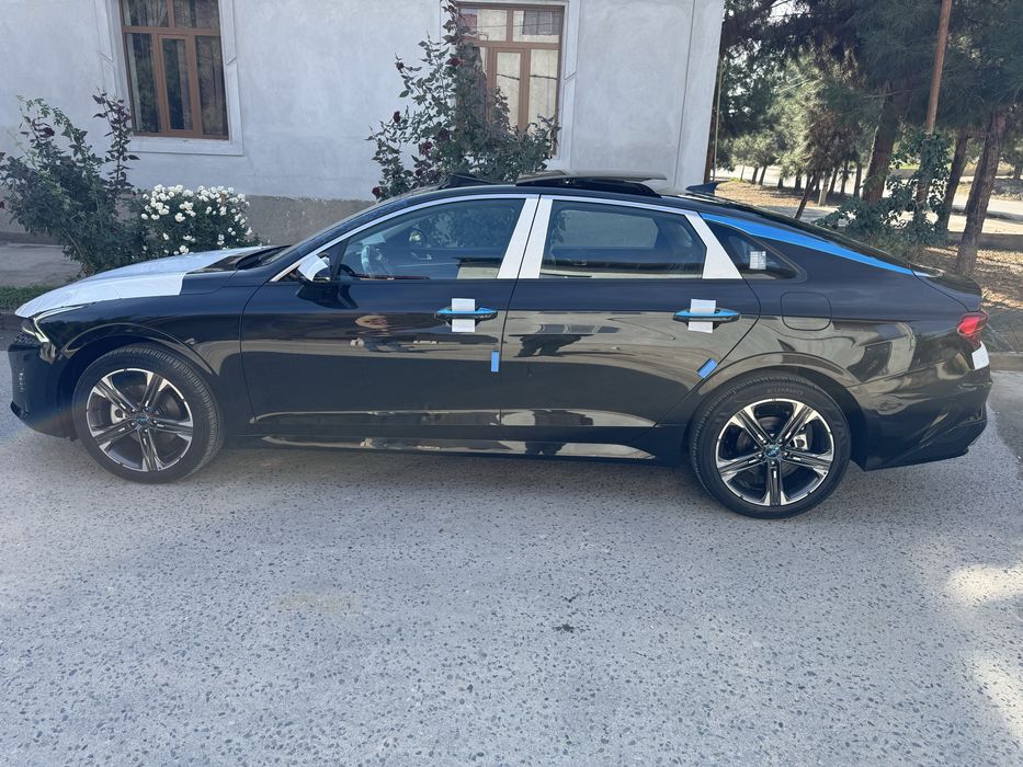 Kia K5 в идеалном состоянии, 5 позиция, люк имеется. Gt line диски