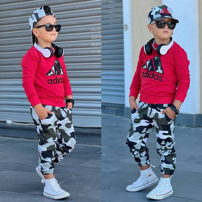 Pret redus bluza si pantalon