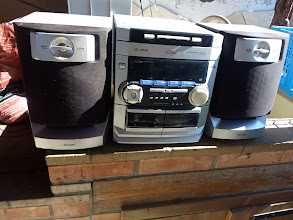 Vand combina muzical Philips FW-C220