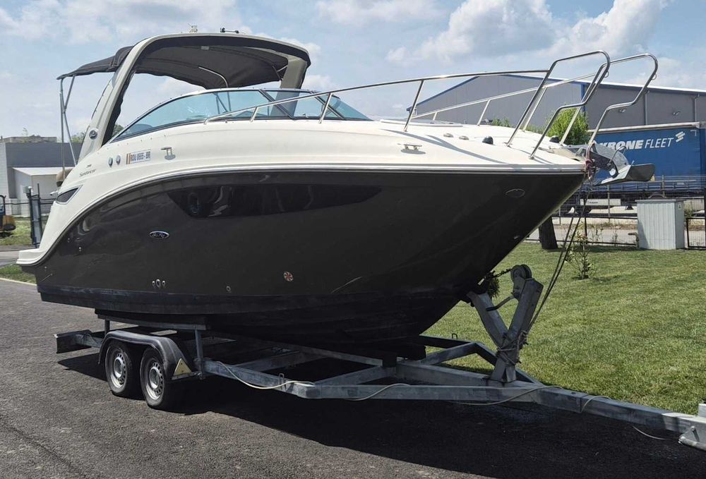Vand Barca Searay Sundancer 265, stare excelenta, unic proprietar, 177 ore functionare