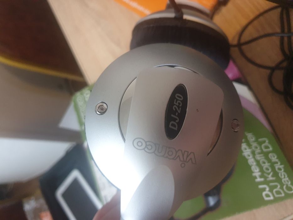 Casti profesionale . Pret 120 lei