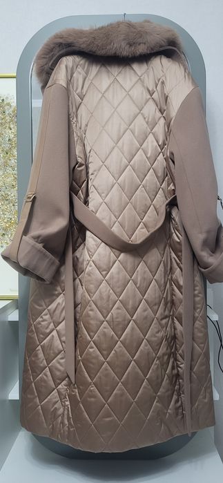 Продам пальто новое