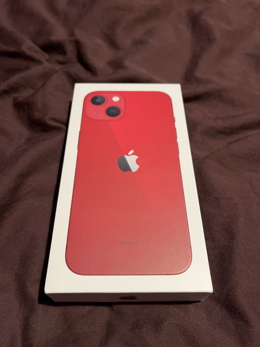 IPhone 13 red 128gb
