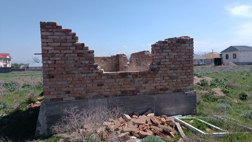 Продам участок в поселке Турар