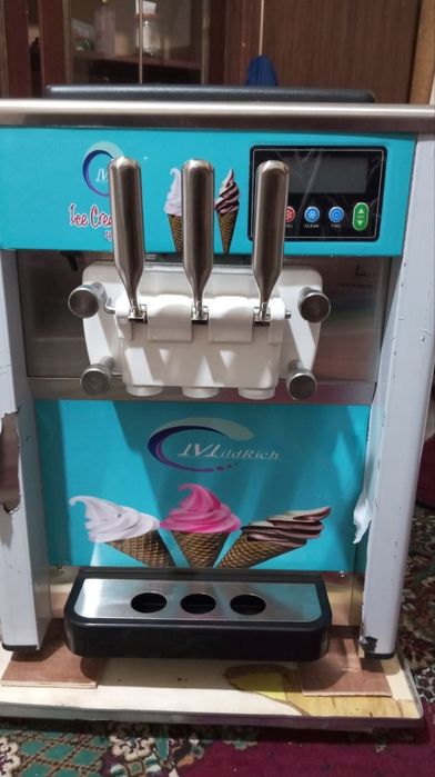 Мороженое аппарат, арендага,  220 Вт ишлайди, нархи 200 у.е.