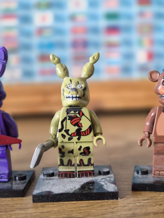 LEGO фигурки на Five Nights at Freddy's