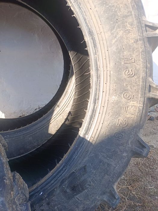 Продам шины на трактор ЮТО