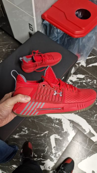 Adidasi Under Armour