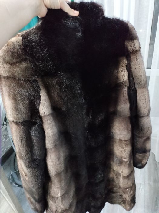Продам шубу норковую