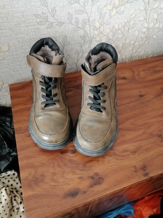 Детская обувь в идеальном состояние