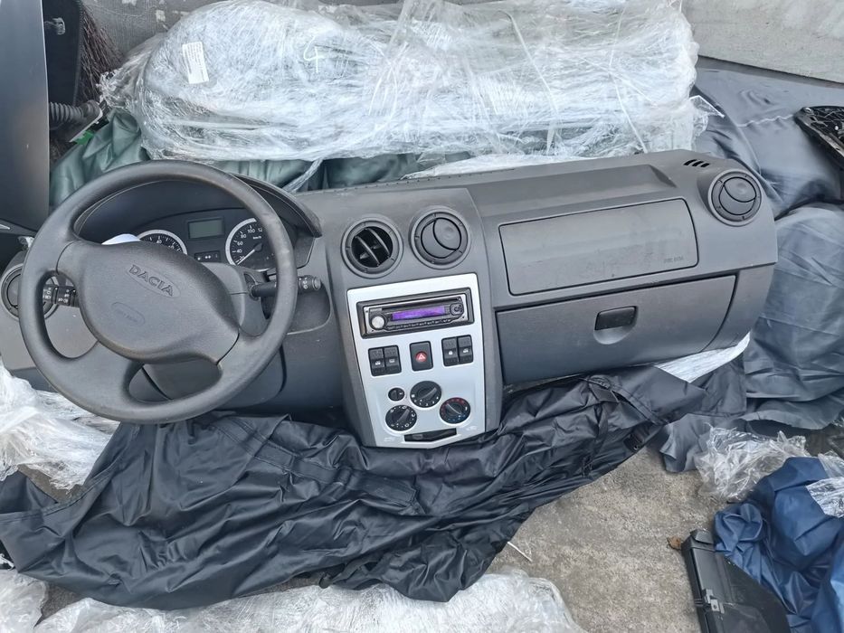 Plansa bord Dacia Logan