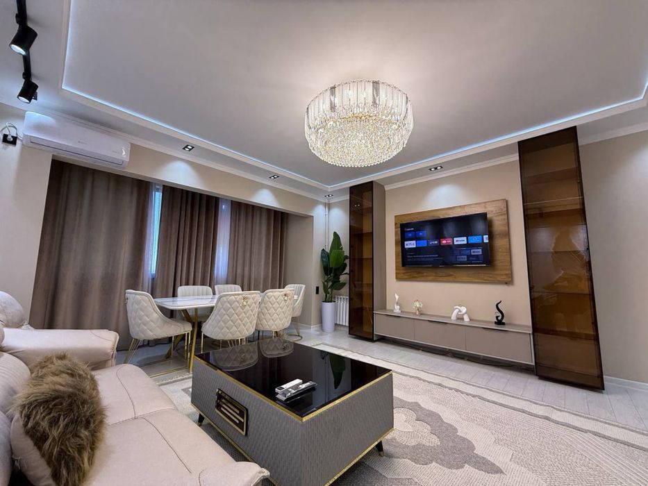 Вторичка Дружба  Народов, ориентир: Камолон Ош