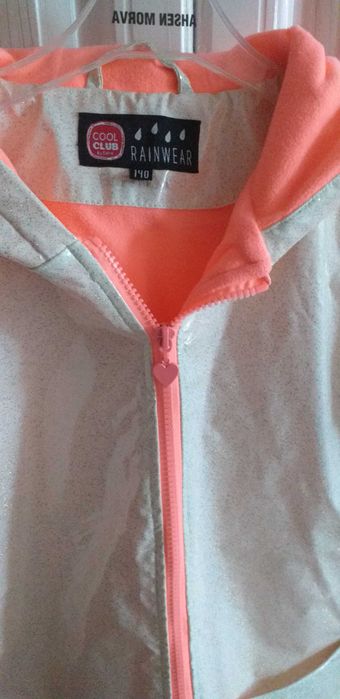 Продам красивый пр-во Польша дождевик для девочки, цена 5000тенге