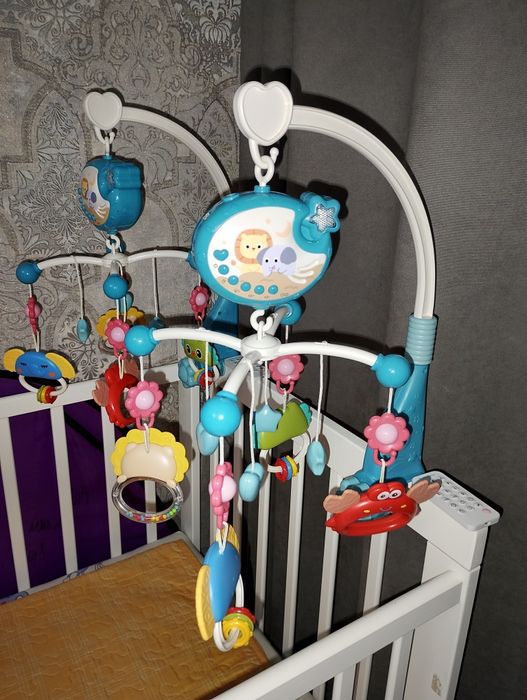 Продам мобиль 1500 тг