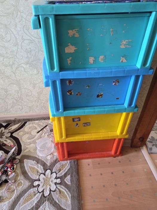 Пластиковый полка