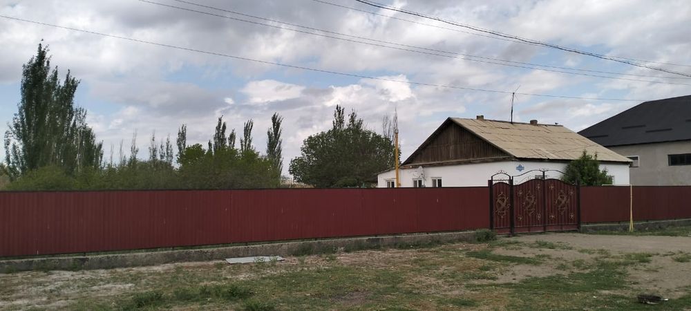 Тез арада үй сатылады