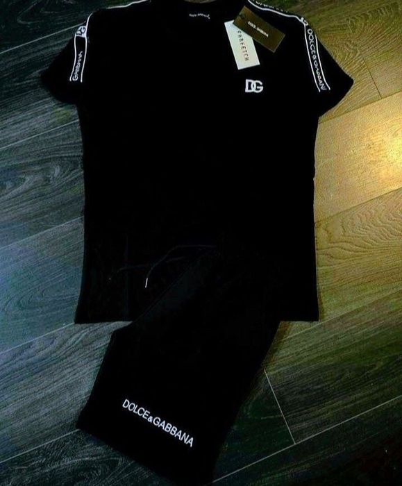 Compleu barbati (pantaloni scurți +tricou),bumbac, logo brodat